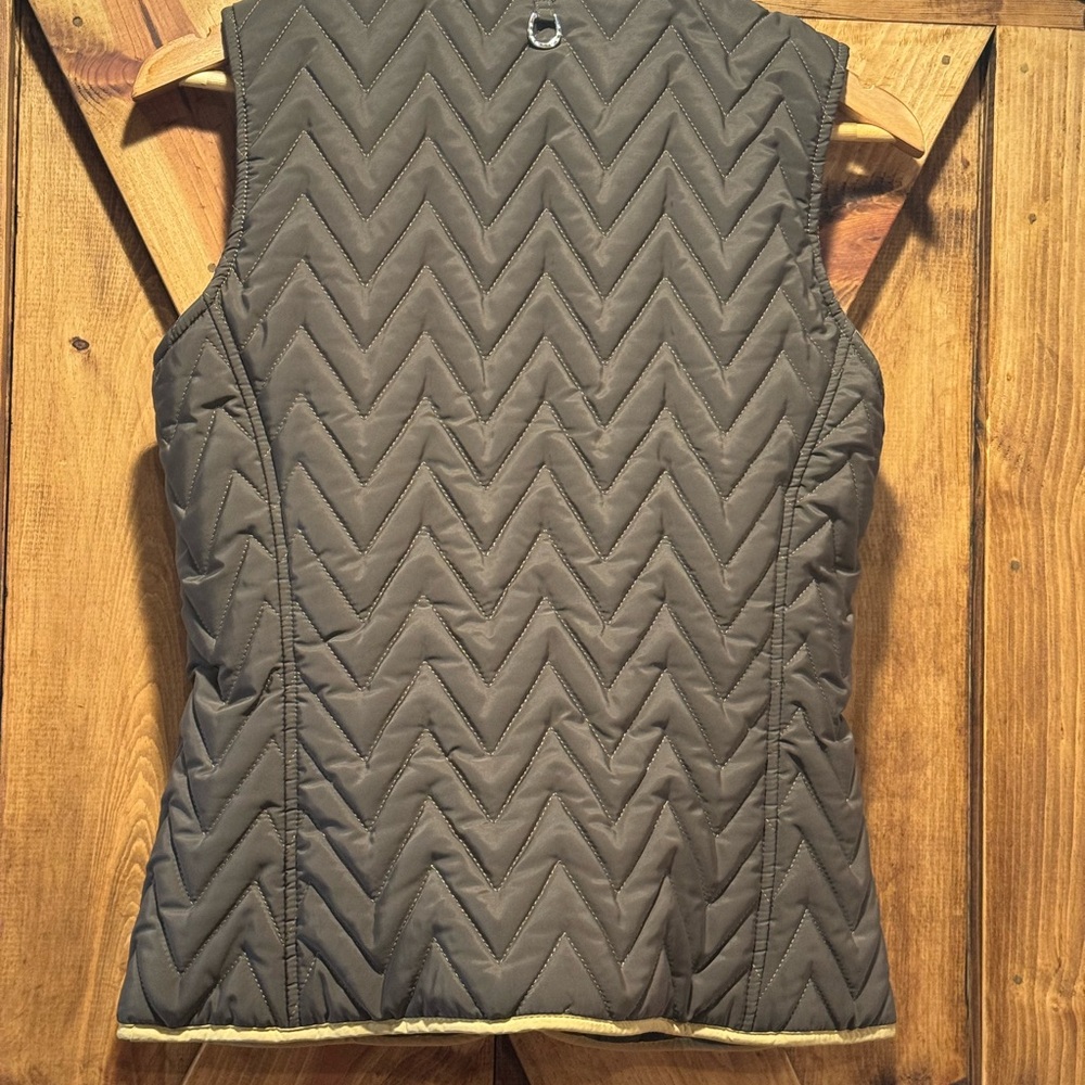 Ariat Brown Quilted Vest - Picture 2 of 6
